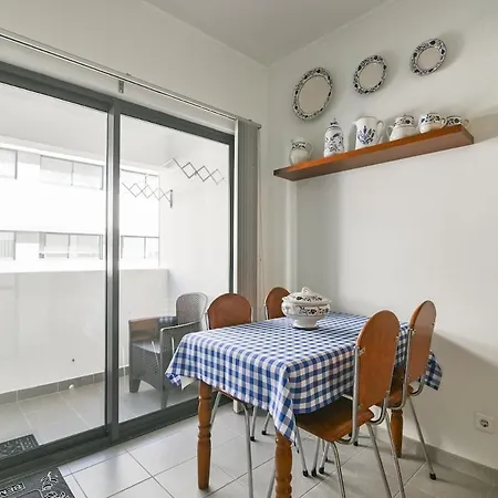 アパート Marques