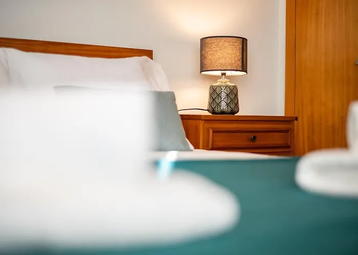 Marques * Ponta Delgada